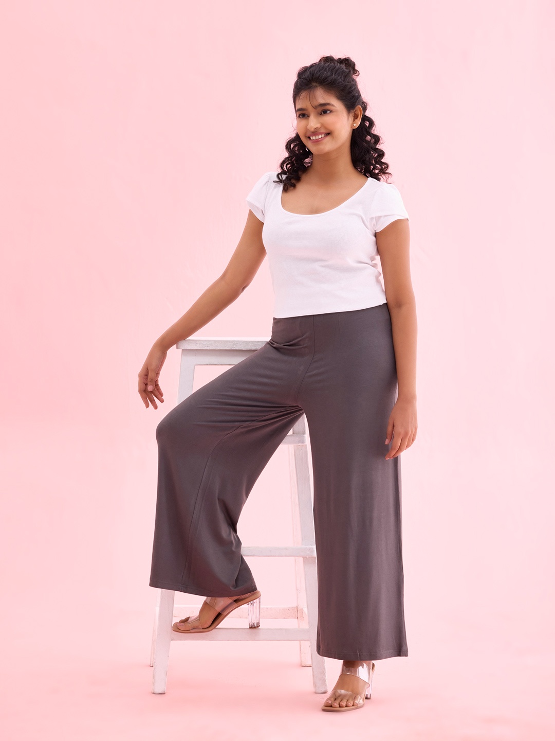 

Go Colors Women Charcoal Grey Solid Wide Leg Palazzos