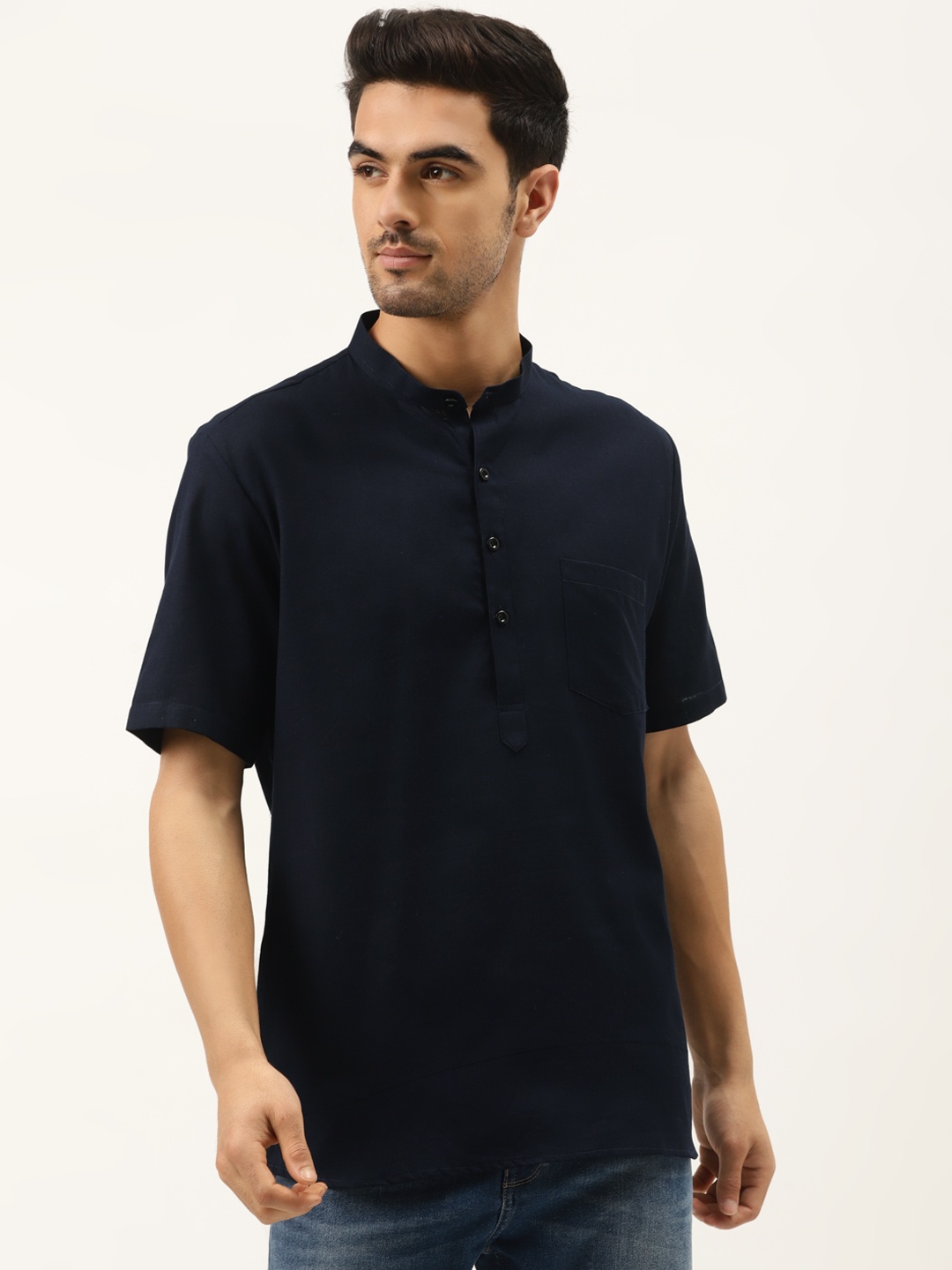 

RAJUBHAI HARGOVINDAS Men Navy Blue Solid Straight Kurta