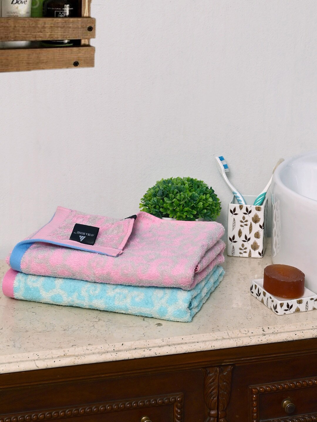 

AVI Living Set Of 2 Printed 400 GSM Bath Towels, Blue