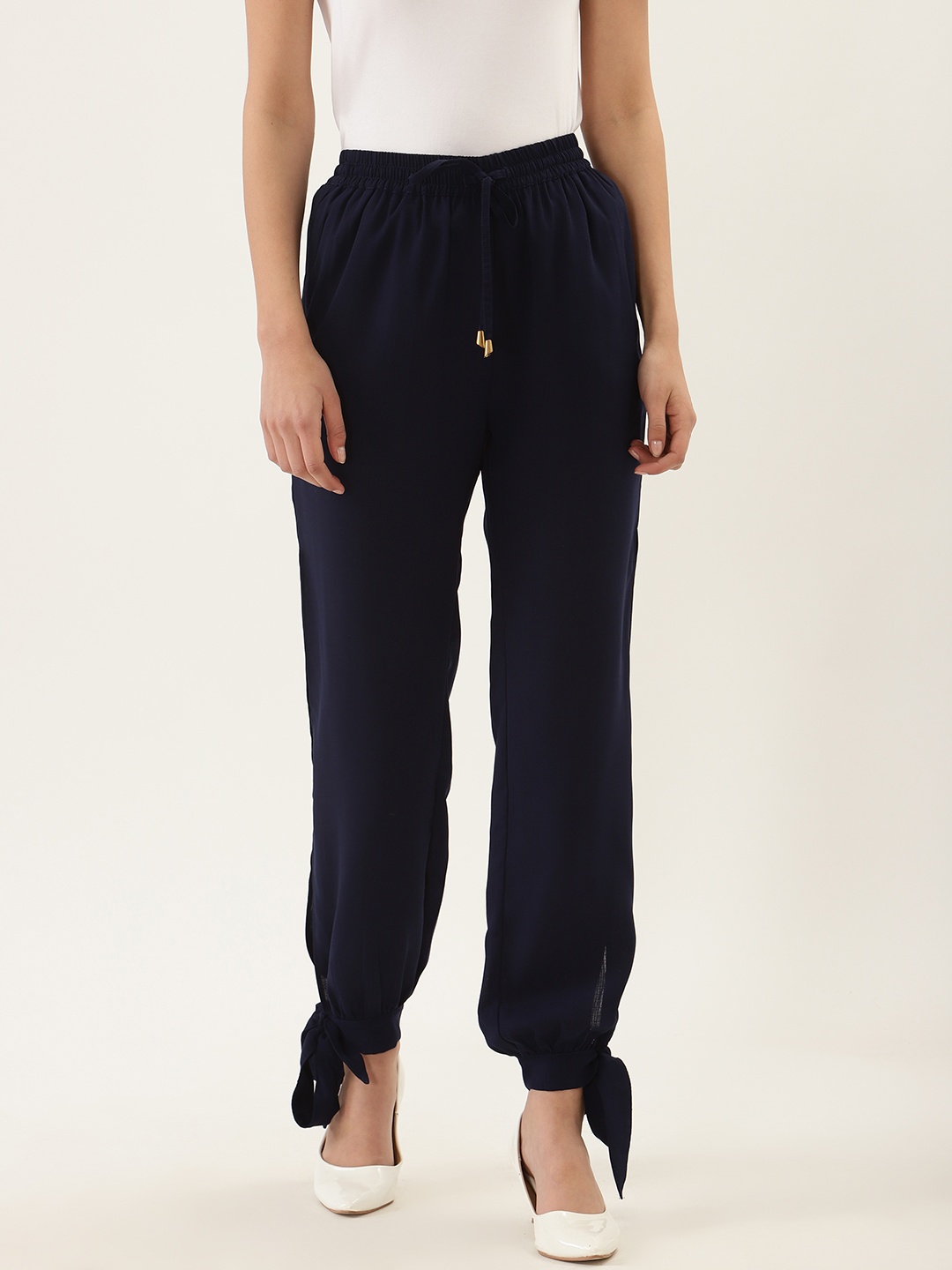 

QUIERO Women Navy Blue Regular Fit Solid Joggers with Side Slits