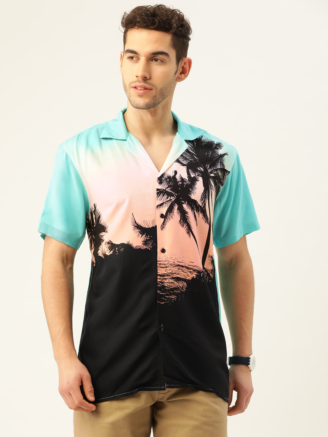 

Hancock Men Black & Blue Relaxed Fit Tropical Print Casual Shirt