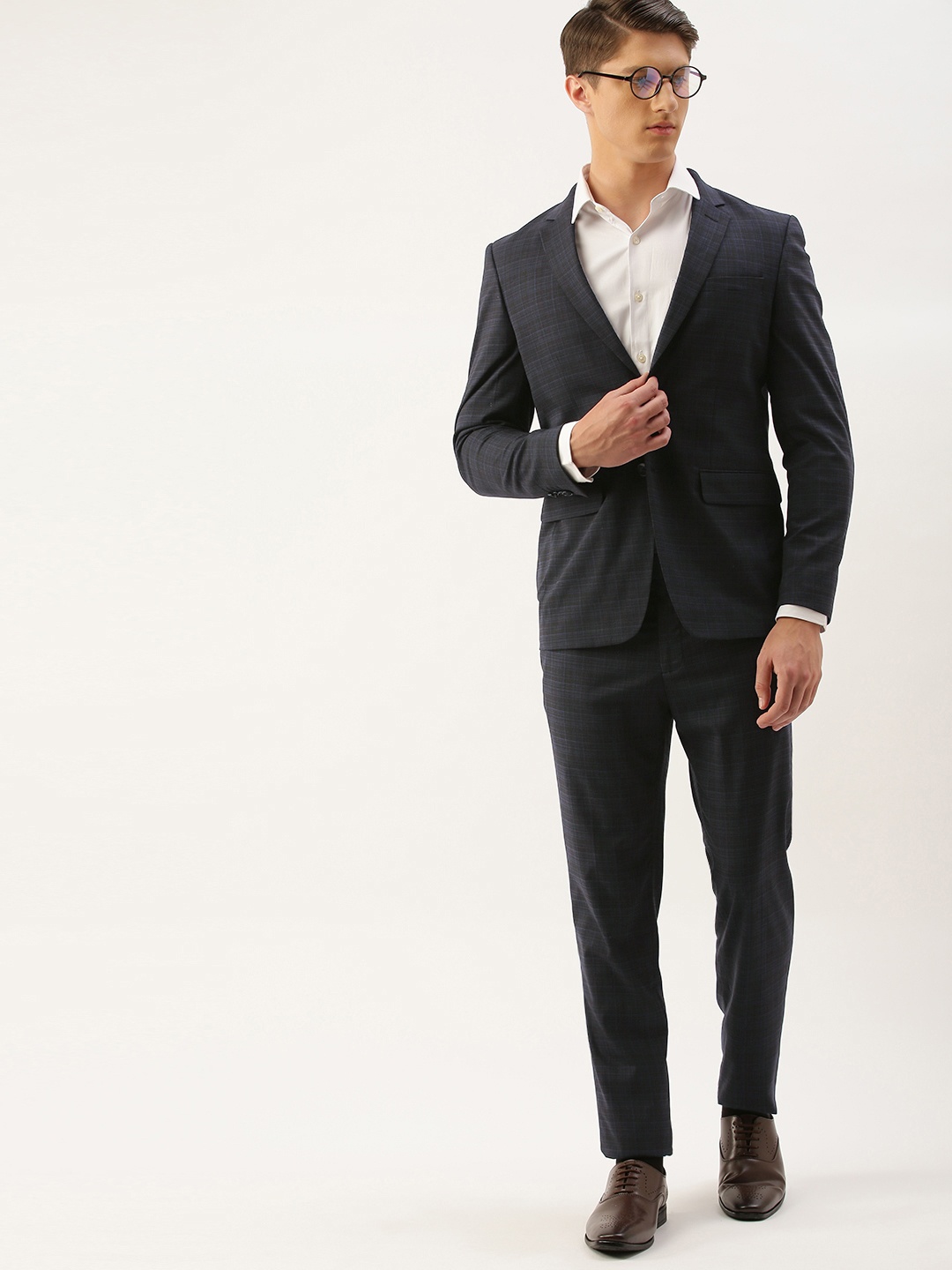 

Peter England Black and Grey Checked Neo Slim Fit Single Breasted Formal Suit