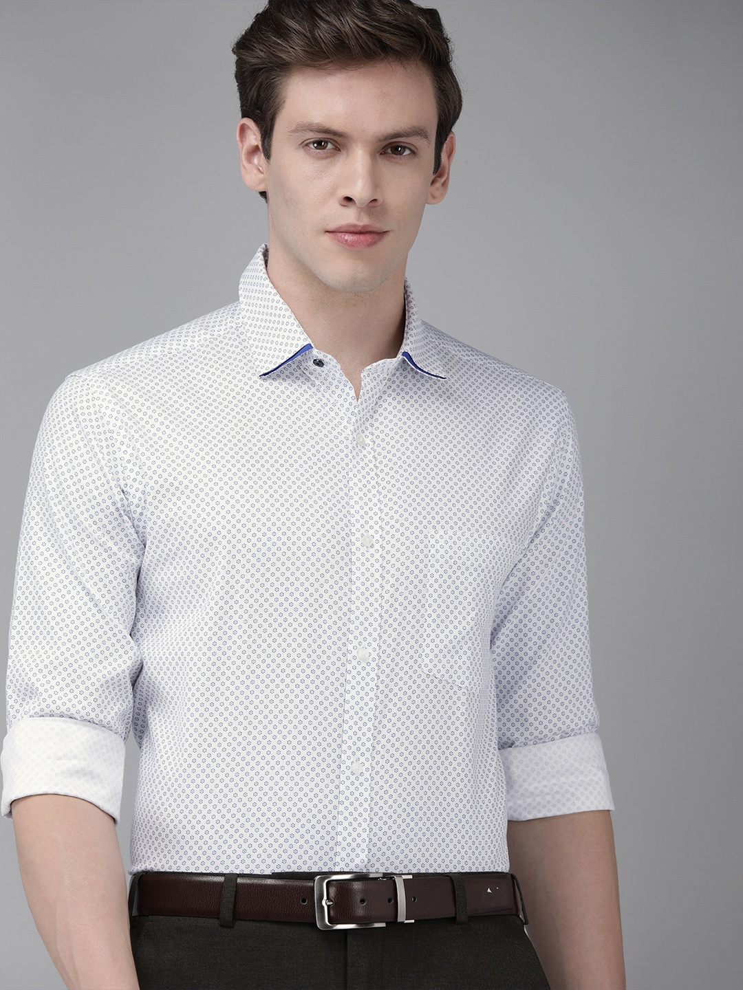 

Park Avenue Men White & Blue Slim Fit Printed Formal Shirt