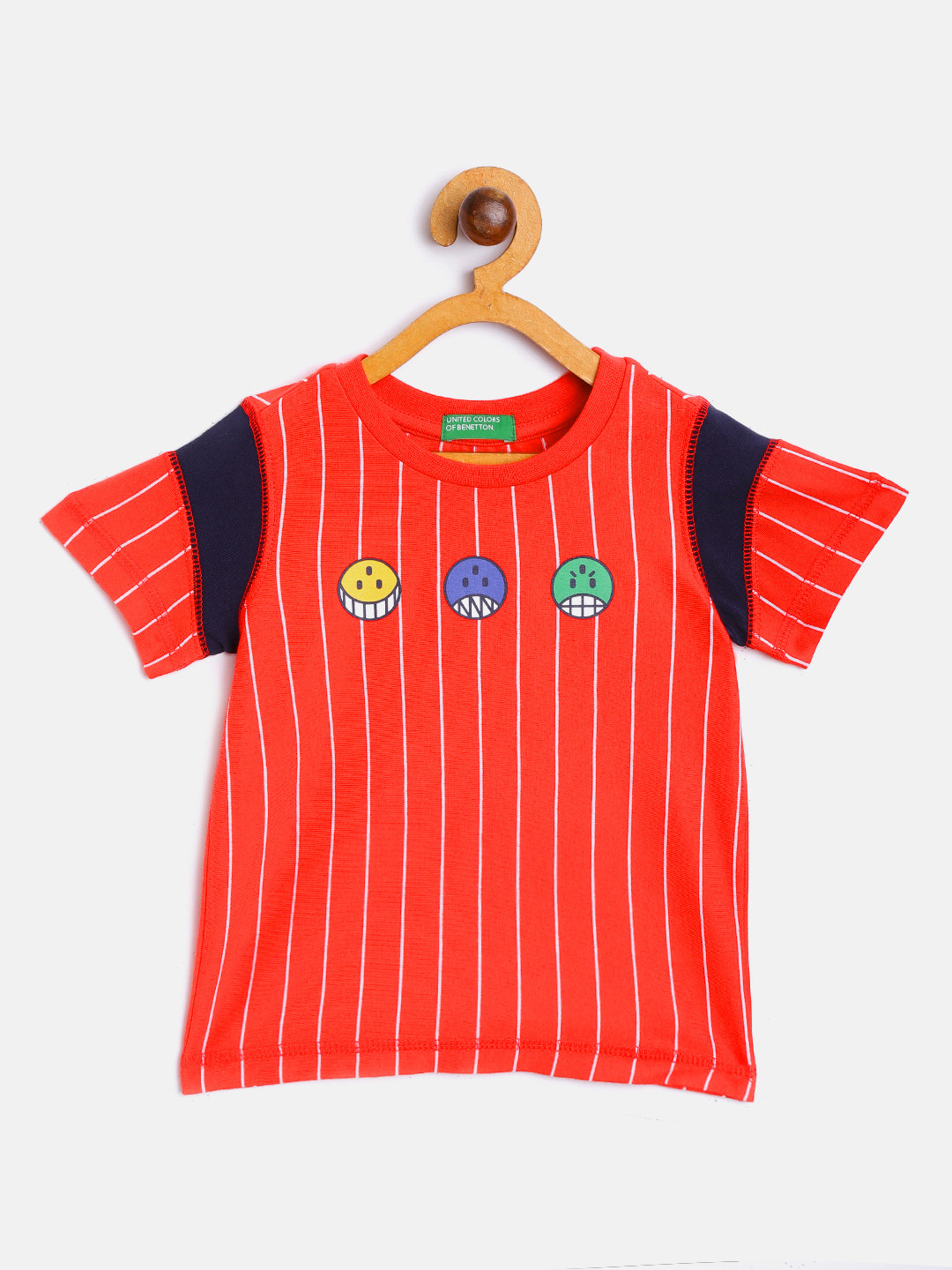 

United Colors of Benetton Boys Red & White Striped Pure Cotton Round Neck T-shirt