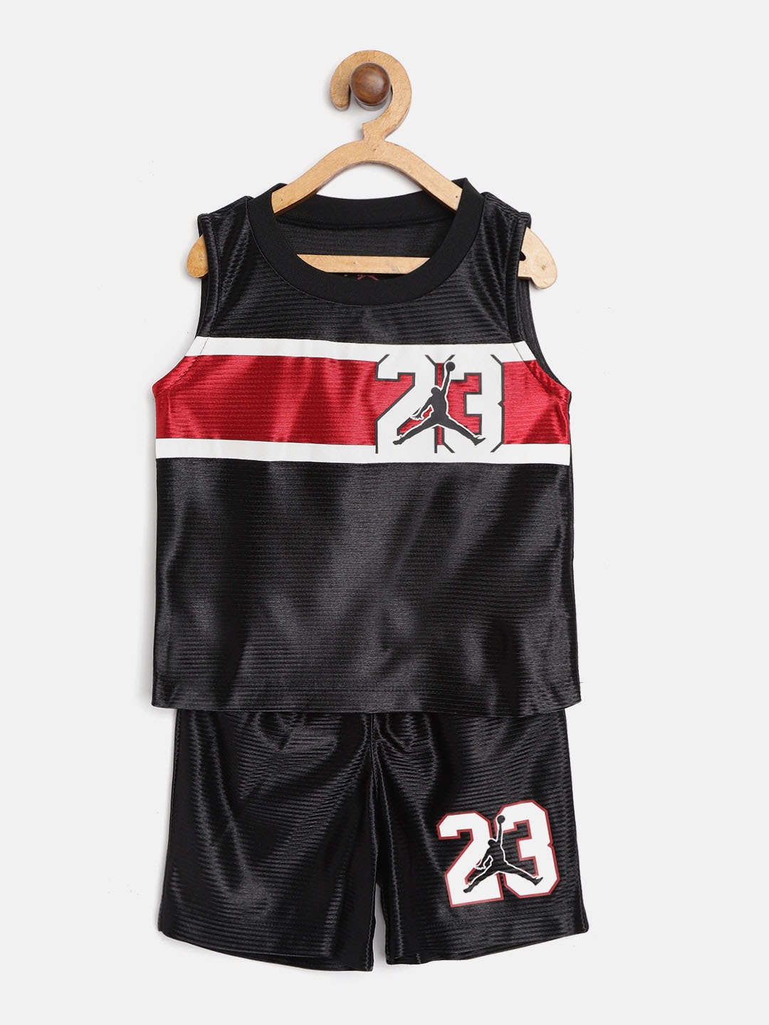 

Jordan Boys Black & Red Colourblocked Jumpman 23 Logo Print T-shirt with Shorts