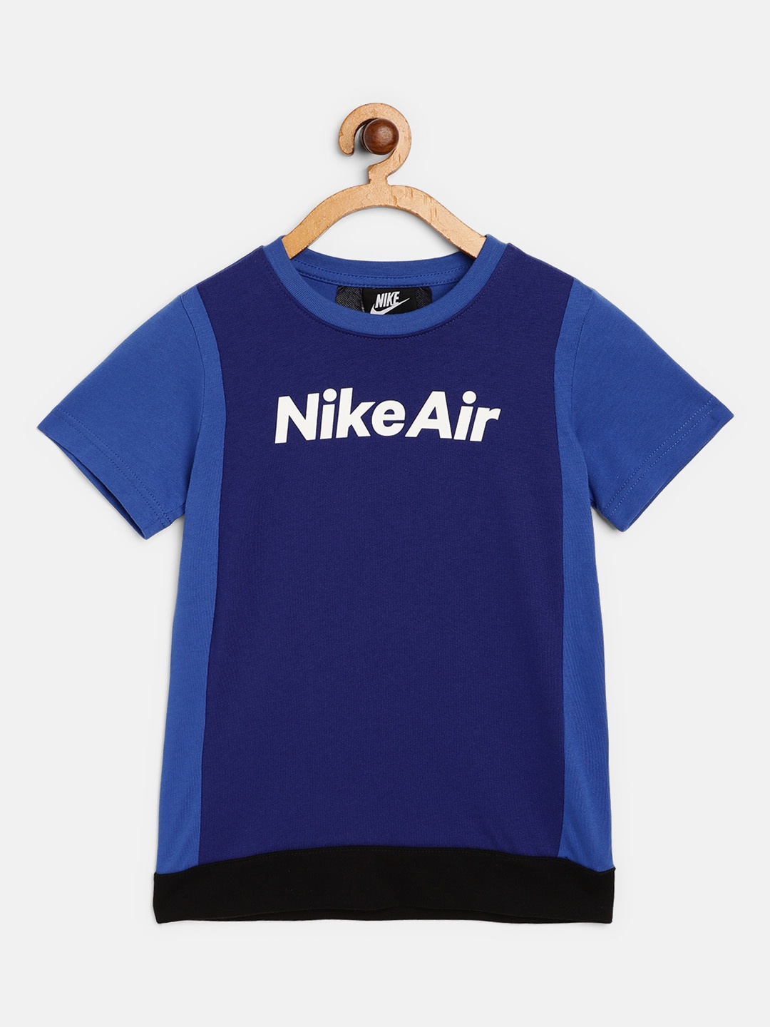 

Nike Boys Blue & White Typography Printed NSW Air Round Neck T-Shirt
