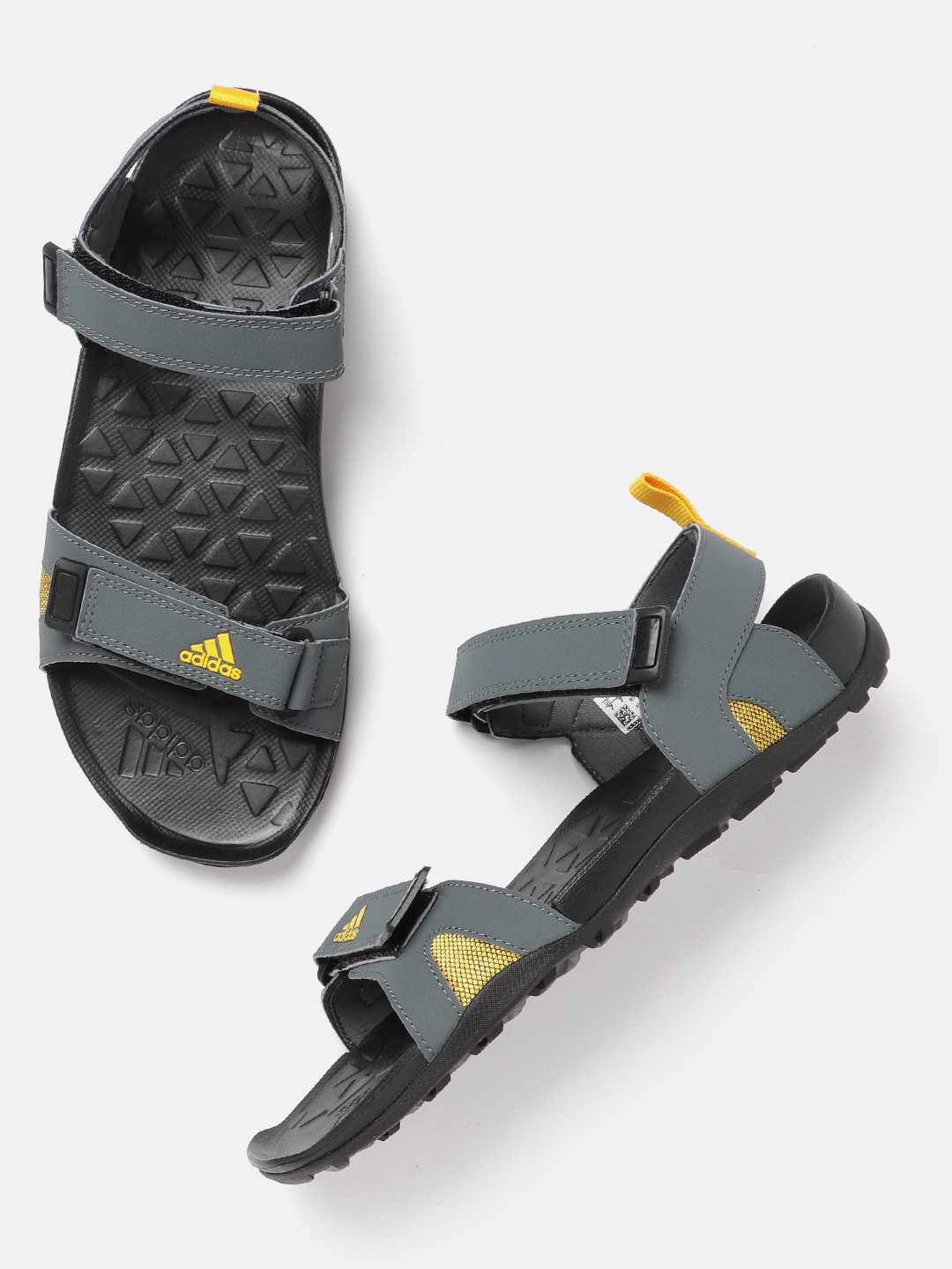 

ADIDAS Men Green Solid Fassar Sports Sandals