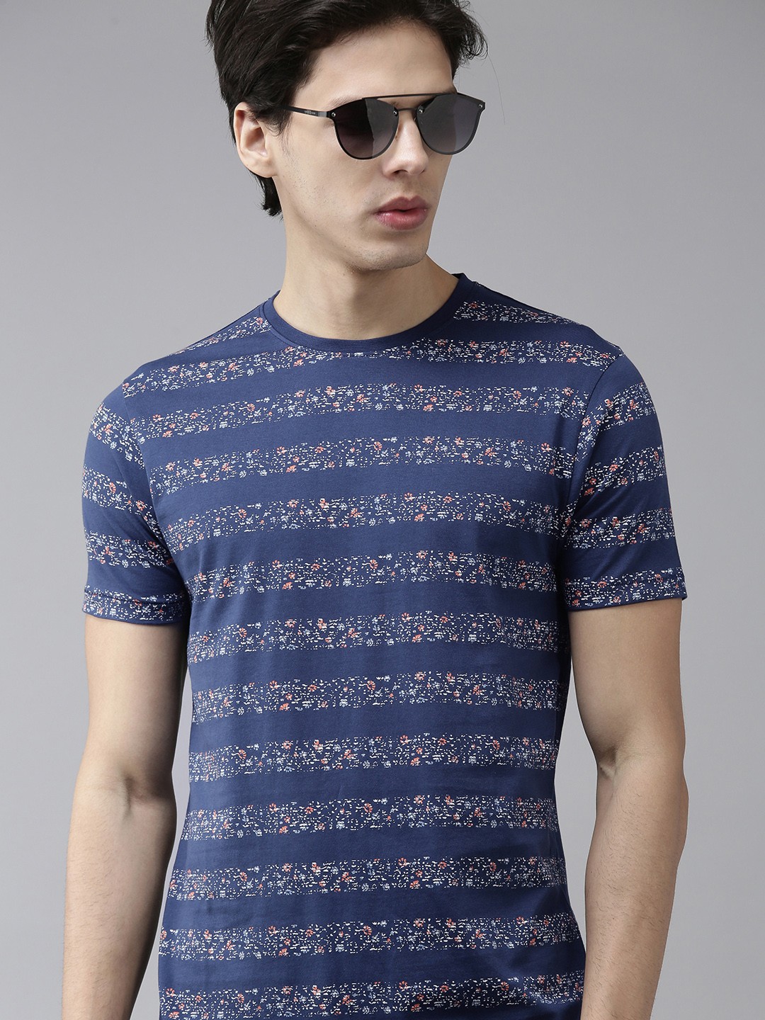 

BEAT LONDON by PEPE JEANS Men Navy Blue Off-White Striped Pure Cotton T-shirt