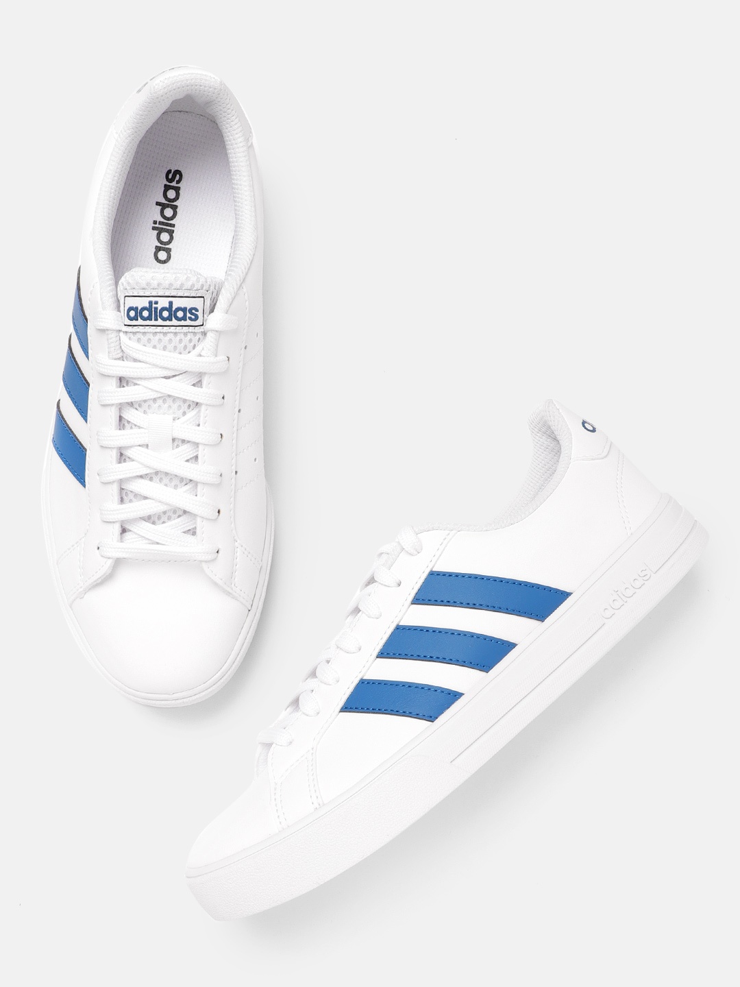 

ADIDAS Men White Solid Adiset Running Shoes
