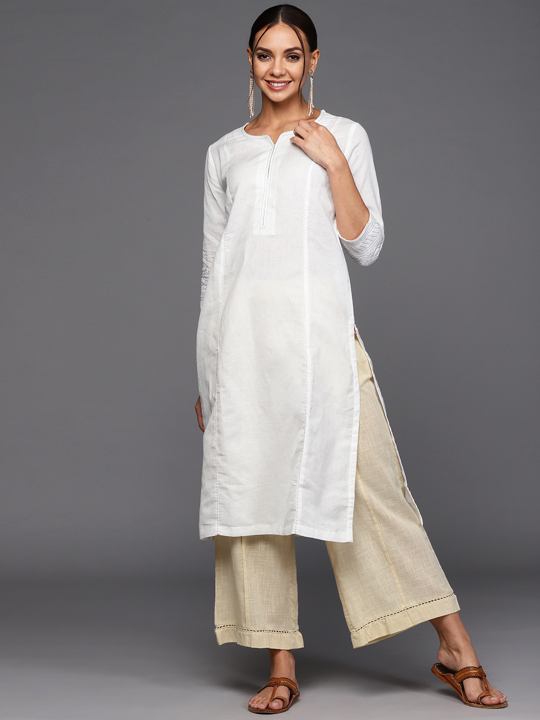 

Biba Women White Solid Thread Work Cotton Linen Kurta