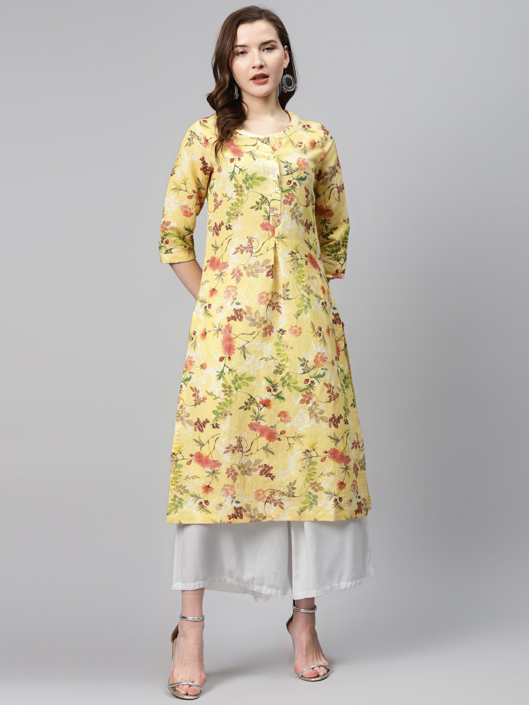 

Biba Women Yellow & Green Floral Printed Straight Kurta