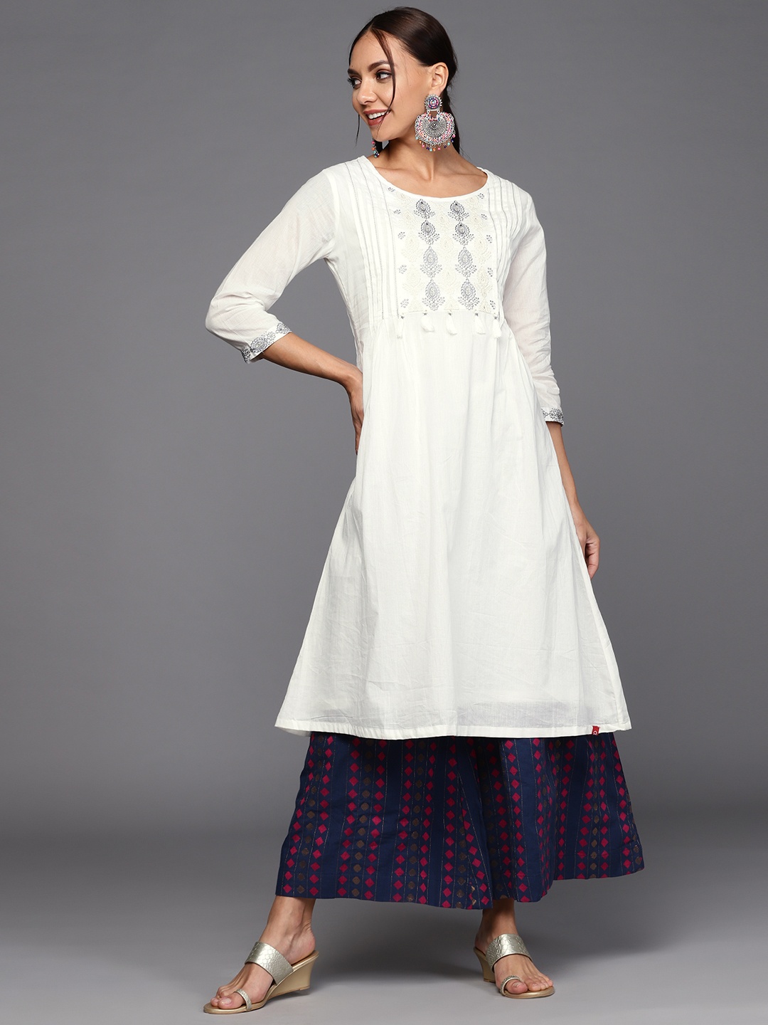 

Biba Women Off White Ethnic Motifs Pure Cotton Thread Work White Romance Kurta