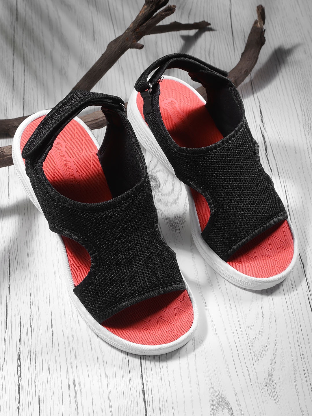 

The Roadster Lifestyle Co Women Black Solid Sports Sandals