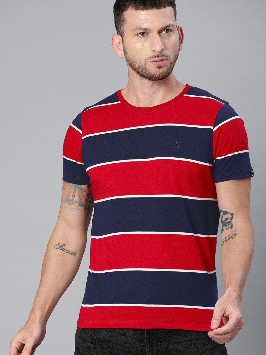 

Urbano Fashion Men Navy Blue Red Striped Round Neck Pure Cotton T-shirt