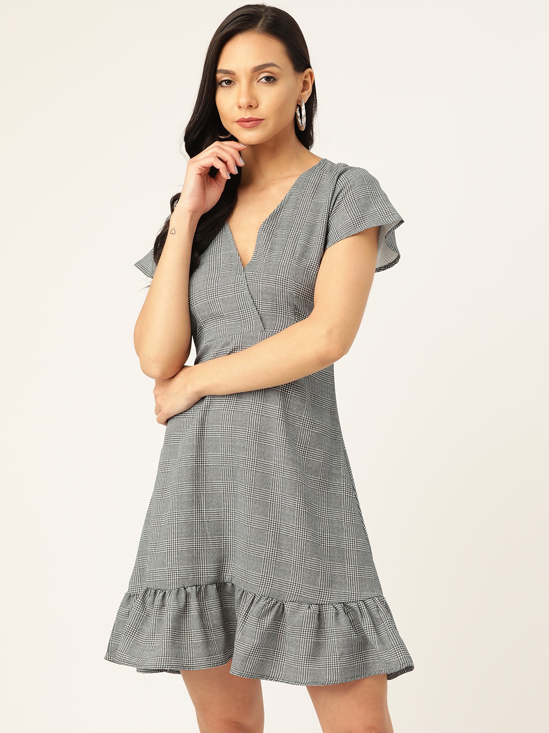 

MELOSO Women Black & White Checked Backless Wrap Dress