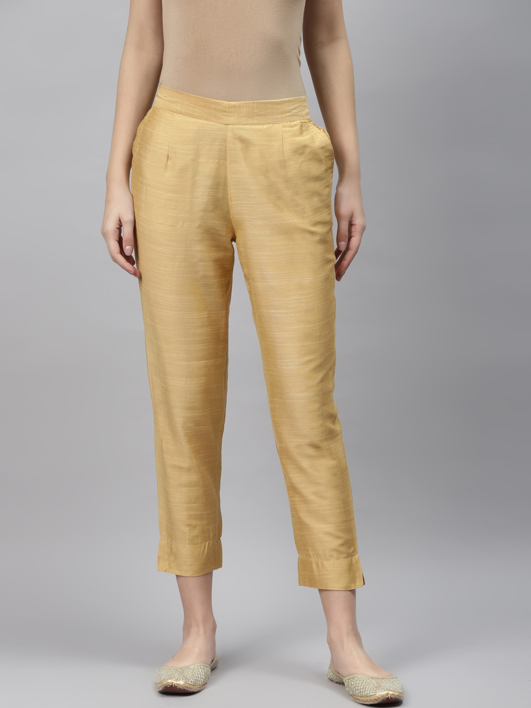 

AURELIA Women Beige Regular Fit Self Design Pure Cotton Cropped Trousers