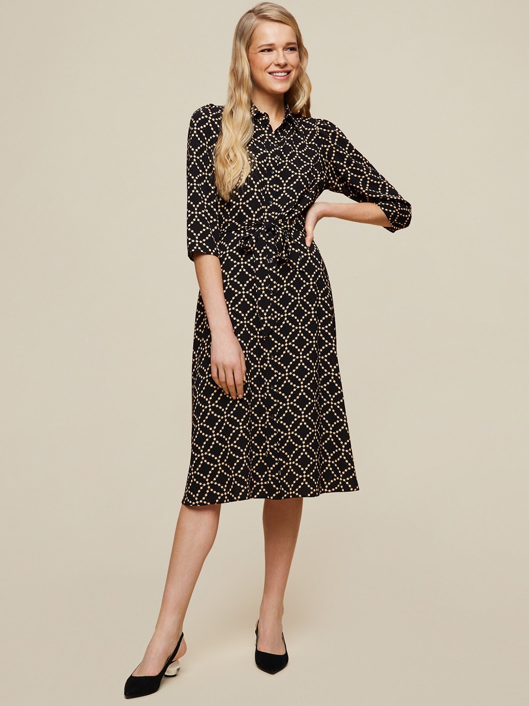 

DOROTHY PERKINS Women Black & Beige Printed Shirt Dress