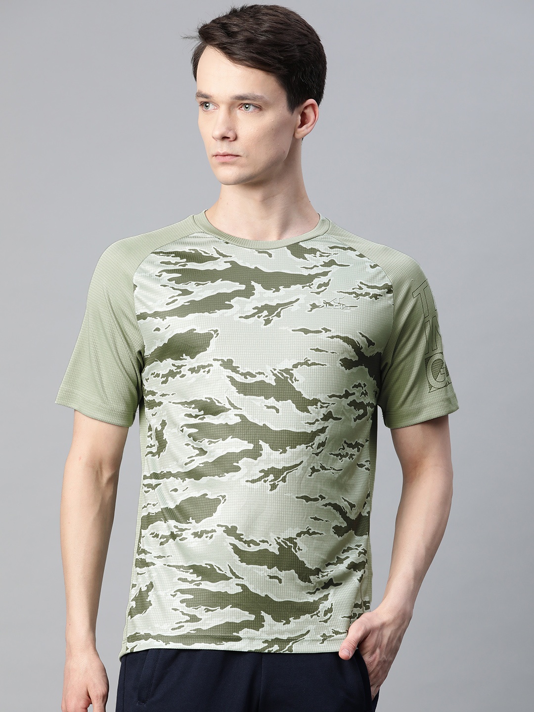 

Alcis Men Green Printed Round Neck Training T-shirt