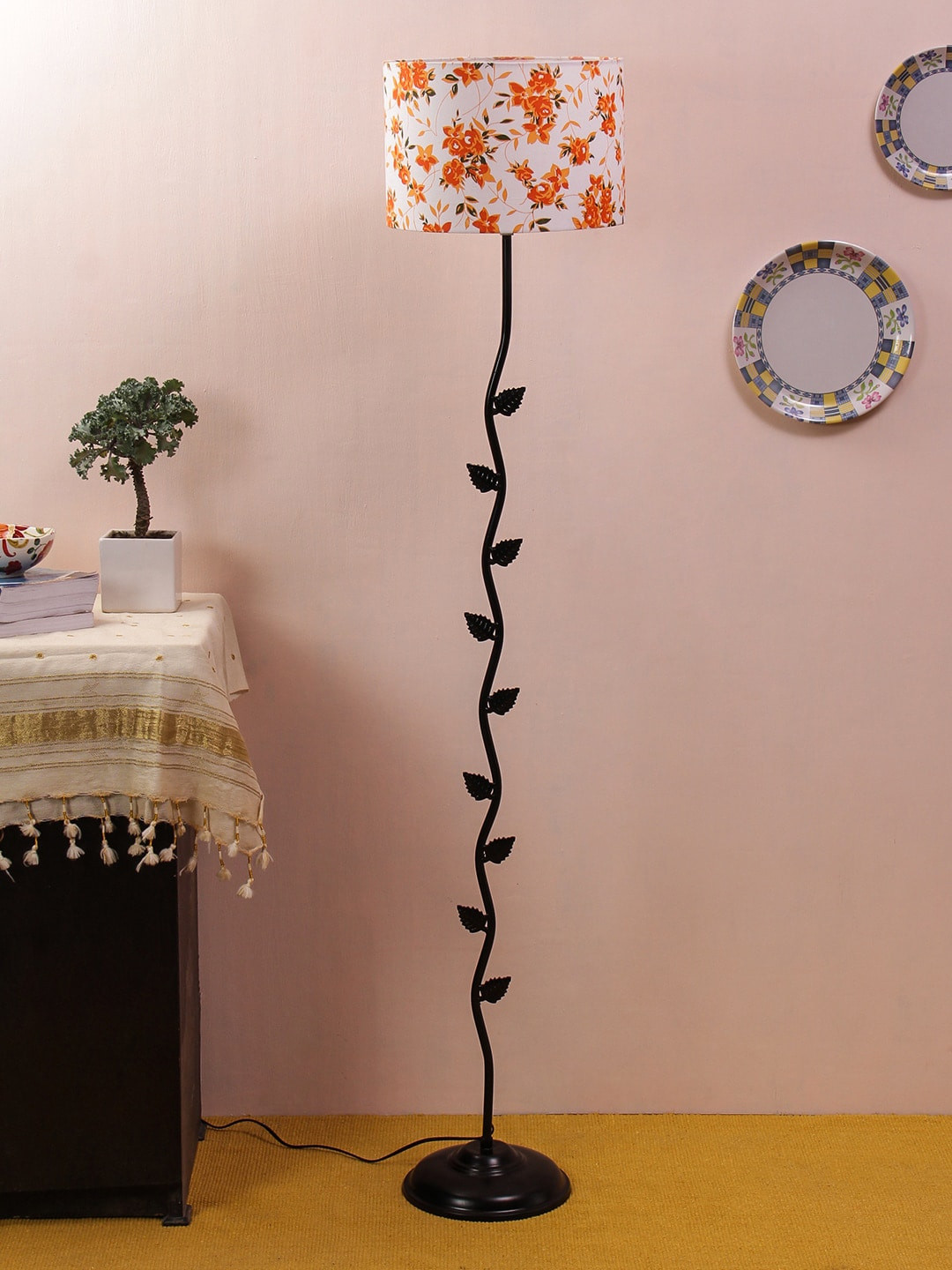 

Devansh White & Orange Printed Traditional Club Lamp