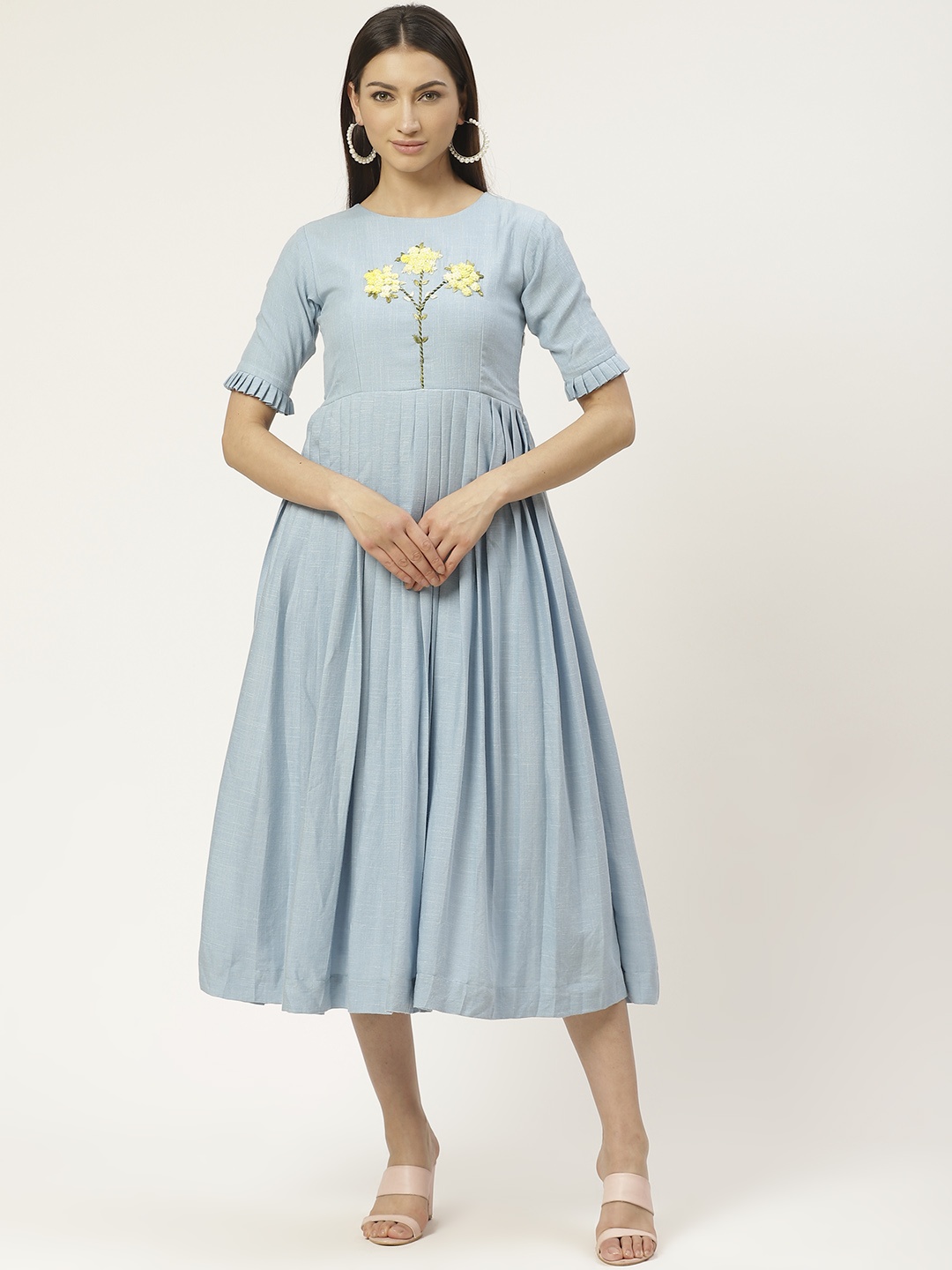 

VASTRANAND Women Blue Solid Pleated A-Line Ethnic Dress
