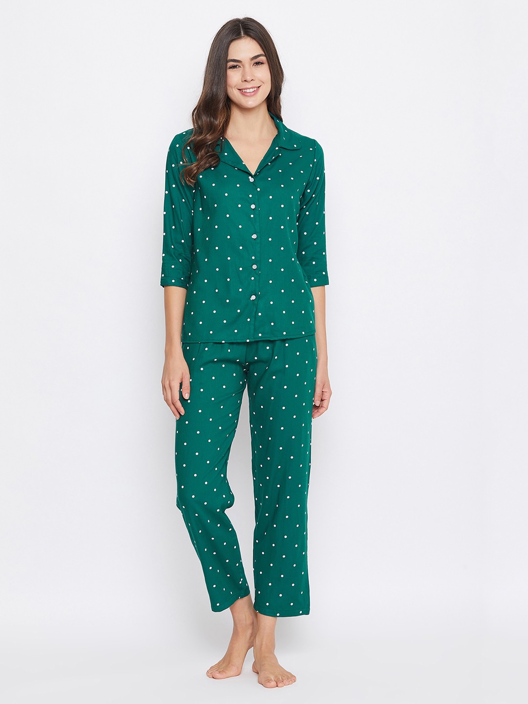 

Clovia Women Green & White Printed Night suit
