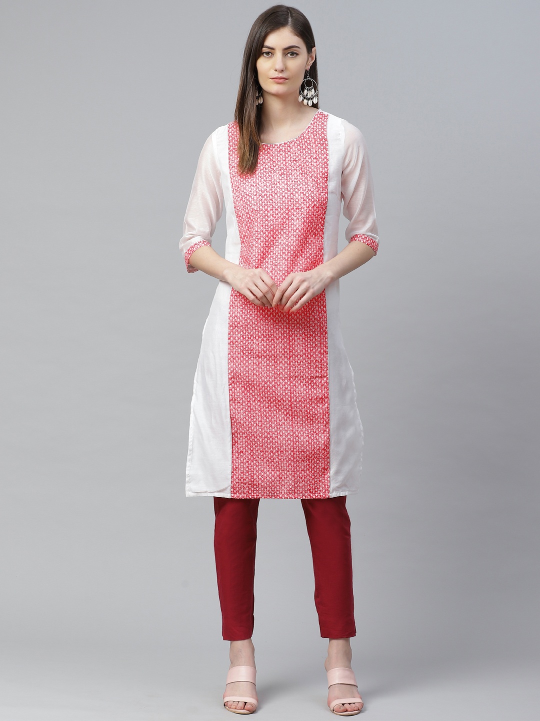 

AURELIA Women Pink & White Geometric Printed Straight Kurta