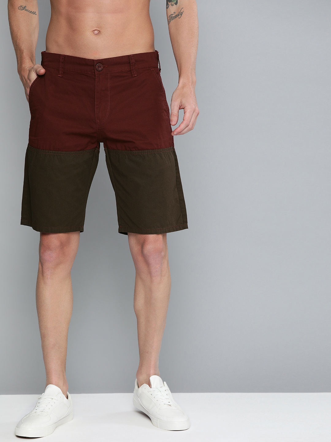 

HERE&NOW Men Maroon & Brown Colourblocked Regular Fit Cotton Shorts