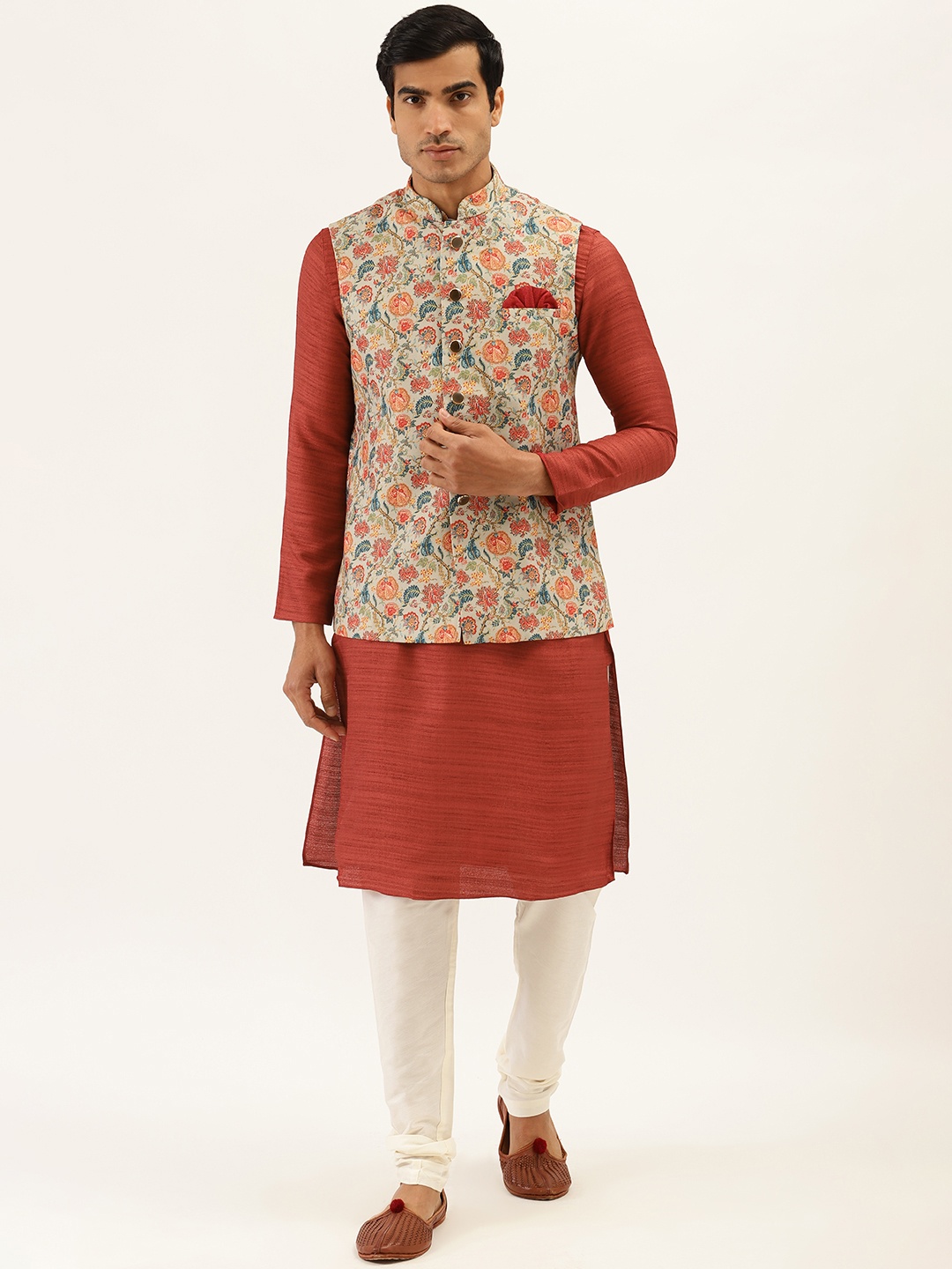 

Manyavar Men Maroon & Grey Solid Kurta with Churidar & Nehru Jacket