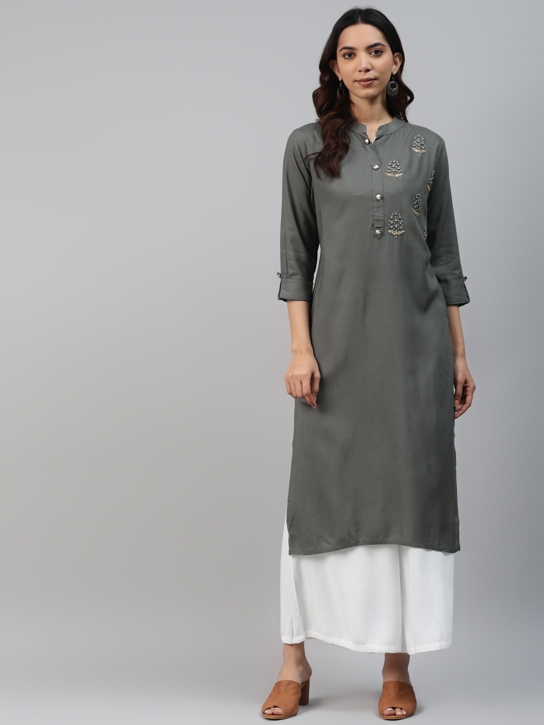 

HIGHLIGHT FASHION EXPORT Women Grey Zardozi HandWork Straight Kurta