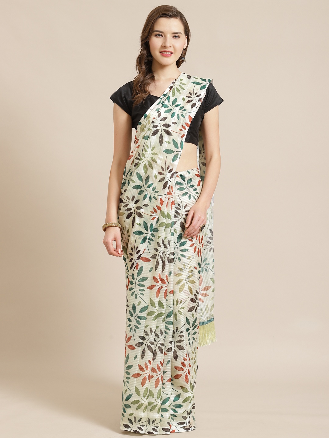 

VASTRANAND Off-White & Green Leaf Printed Saree