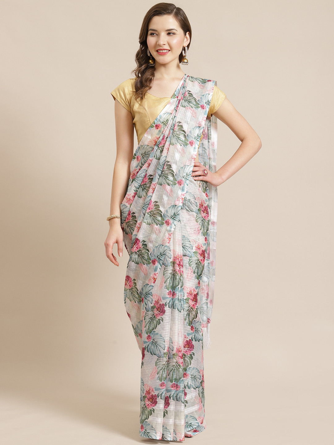 

VASTRANAND Grey & Red Floral Printed Saree
