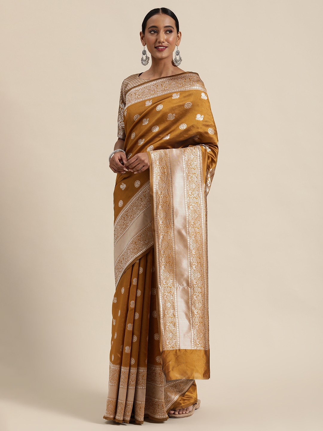 

Sugathari Mustard Yellow & Silver-Toned Silk Blend Woven Design Banarasi Saree