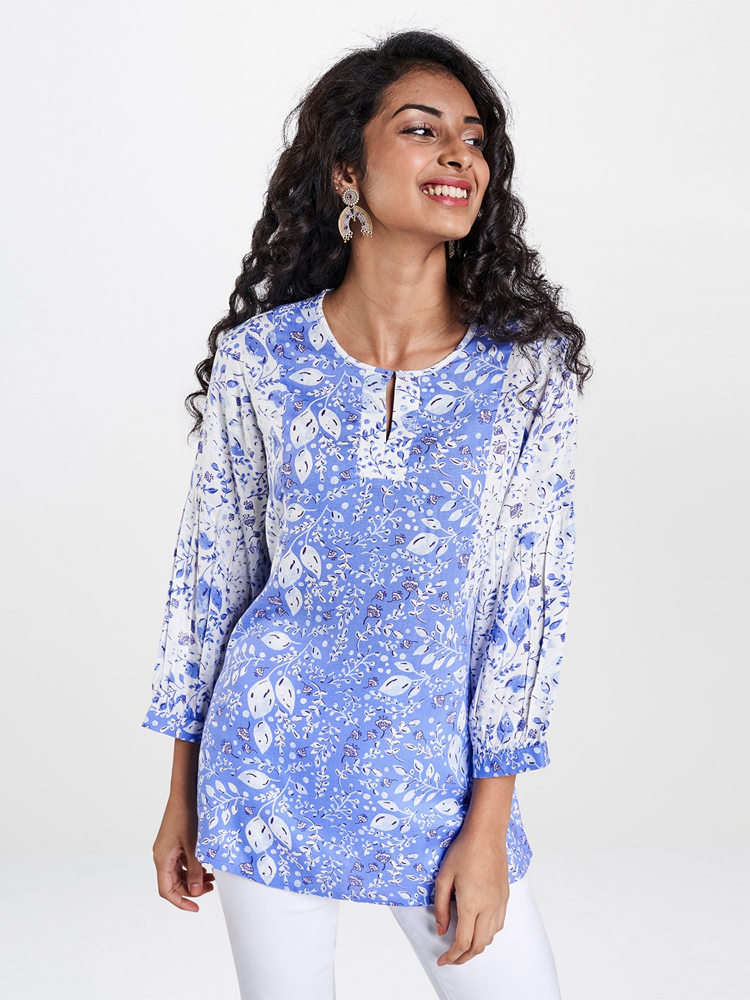 

Global Desi Eco Vero Women Blue & White Floral Printed Top