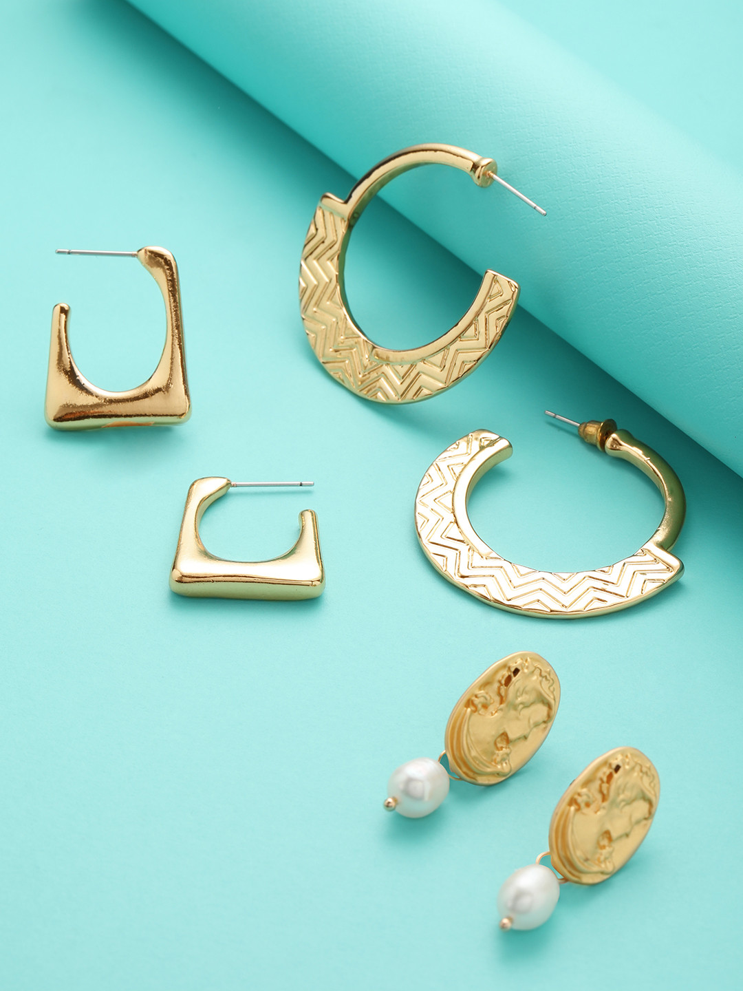 

TOKYO TALKIES X rubans FASHION ACCESSORIES Set of 3 Gold-Plated Handcrafted Earrings