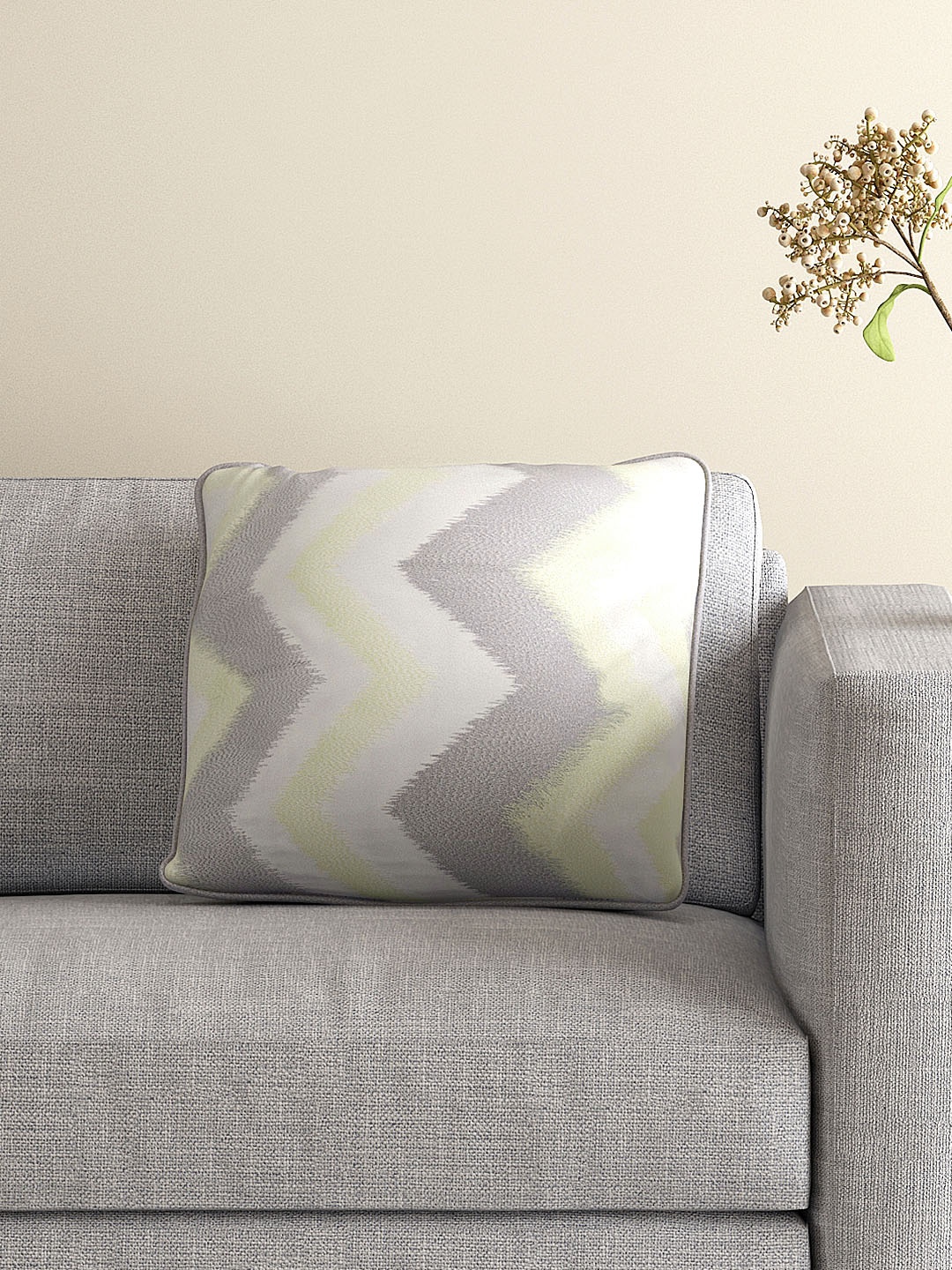 

Little MASPAR Yellow Single Chevron Pattern 16'' x 16'' Square Cushion Cover