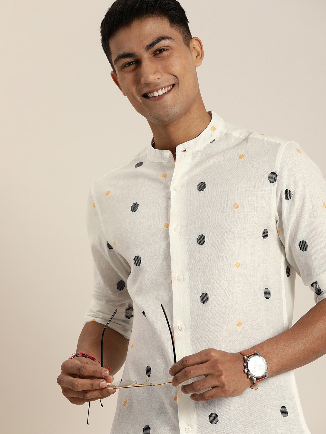 

Taavi Men White & Black Handloom Woven Legacy Casual Shirt