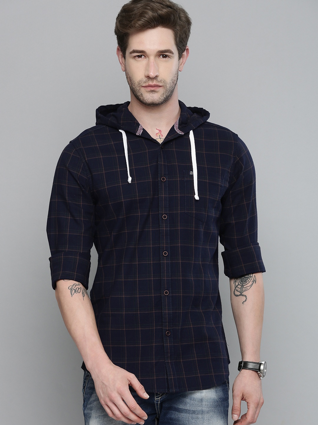 

The Indian Garage Co Men Navy Blue Slim Fit Opaque Checked Cotton Casual Shirt