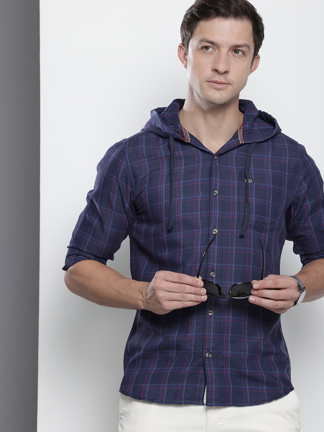 

The Indian Garage Co Pure Cotton Hooded Checked Casual Shirt, Navy blue