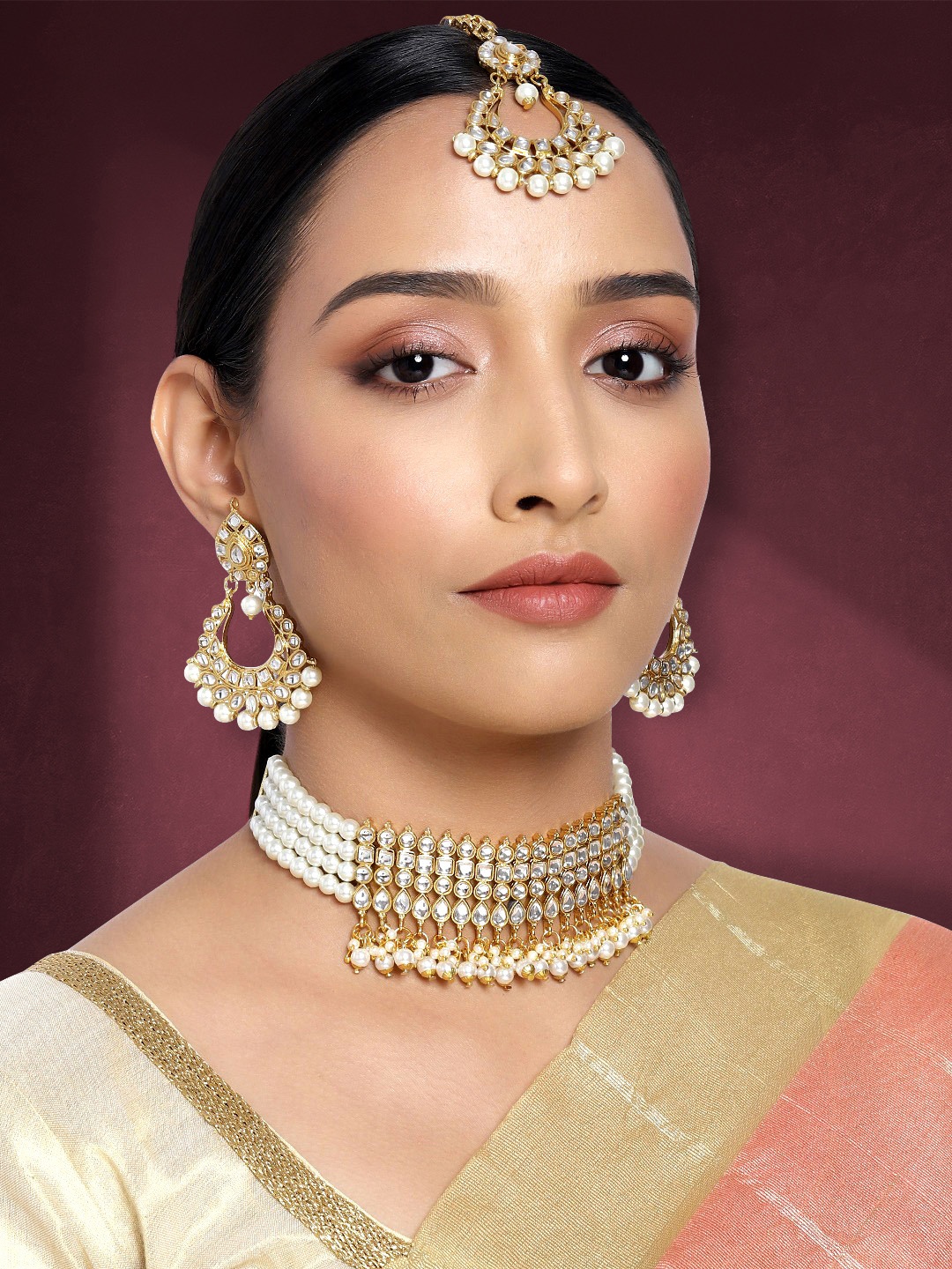 

Peora White Gold-Plated Kundan Studded Jewellery Set