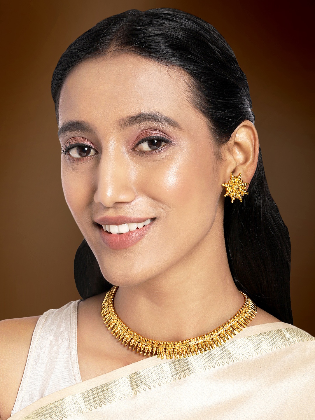 

Peora Gold-Plated Maharani Handcrafted Necklace with Earrings Jewellery Set