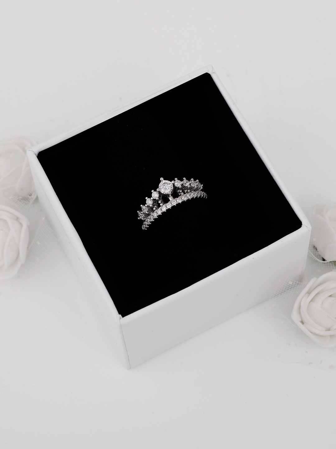 

GIVA 925 Silver Plated Queen Crown Ring