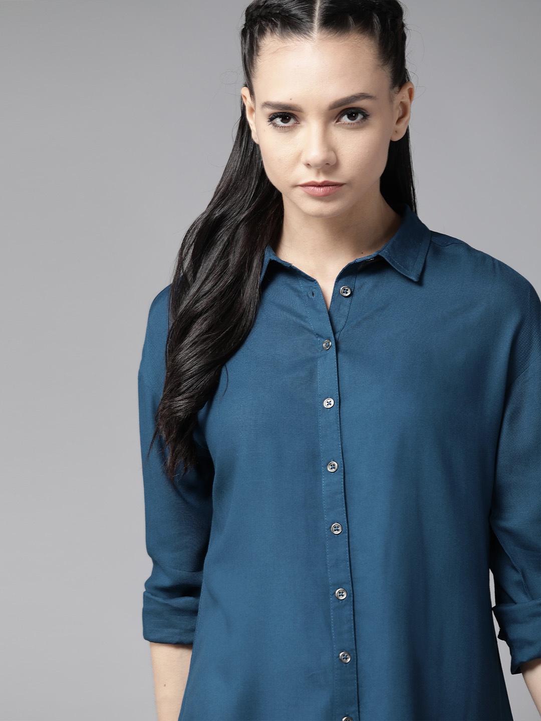 

The Roadster Lifestyle Co Greenturn Women Teal Blue Solid Longline ECOVERO Sustainable Shirt