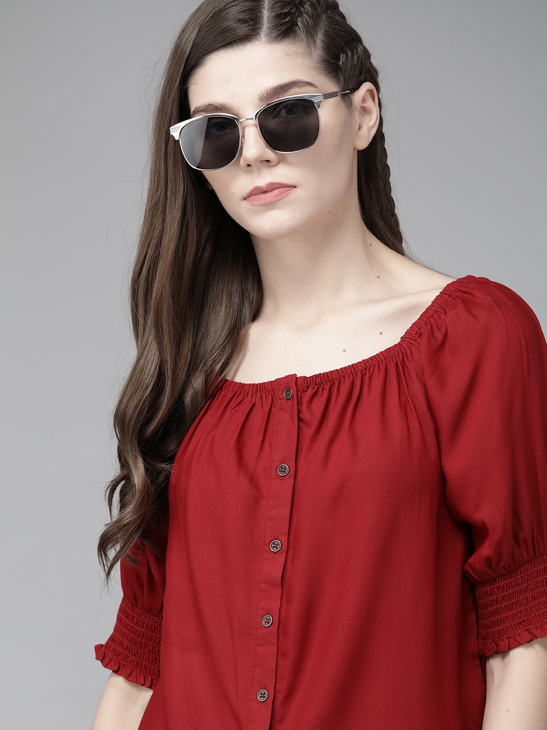 

The Roadster Lifestyle Co Red EcoVero Solid Puff Sleeves Regular Top