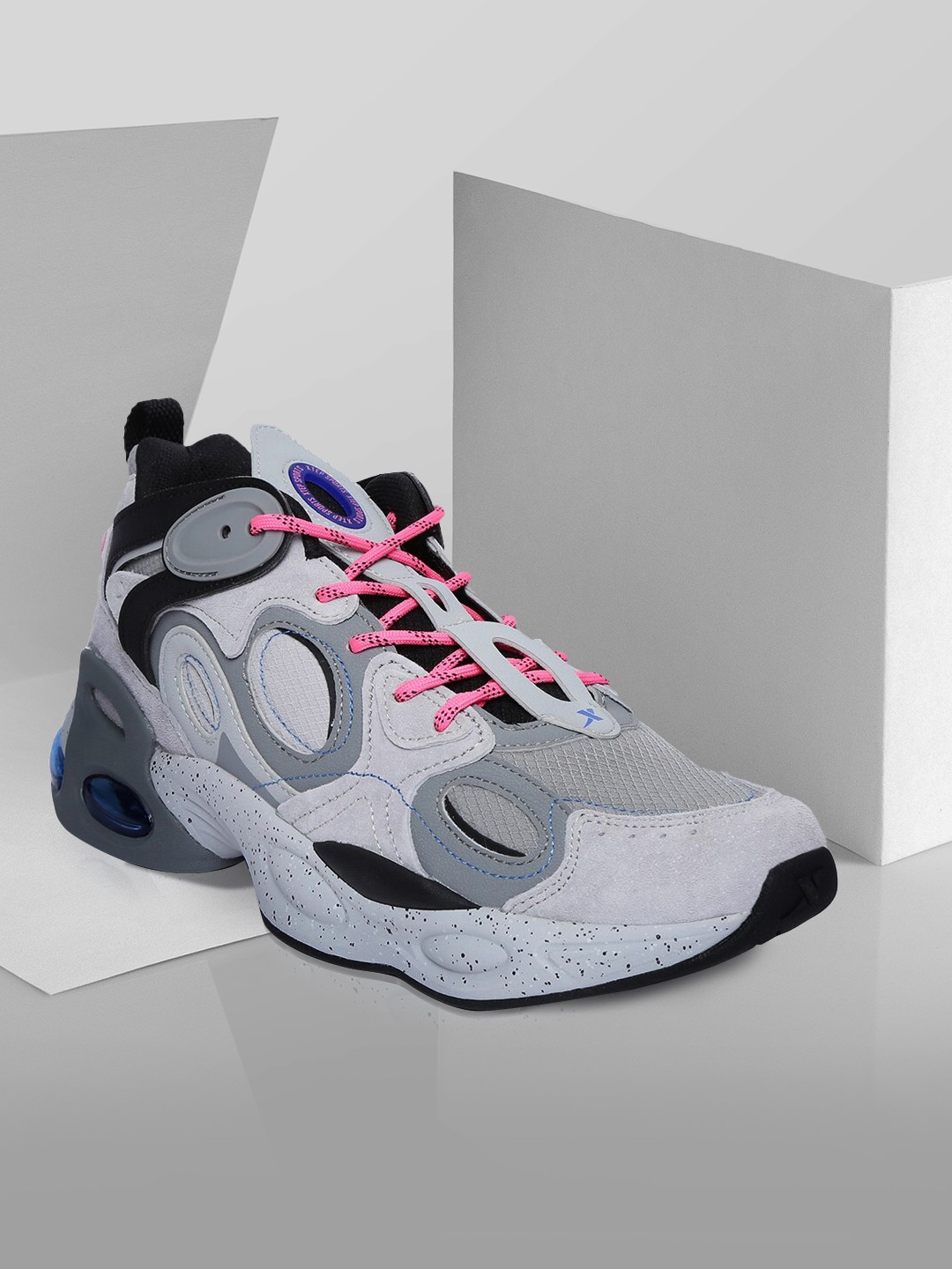 

Xtep Men Grey Old Daddy Running Shoes