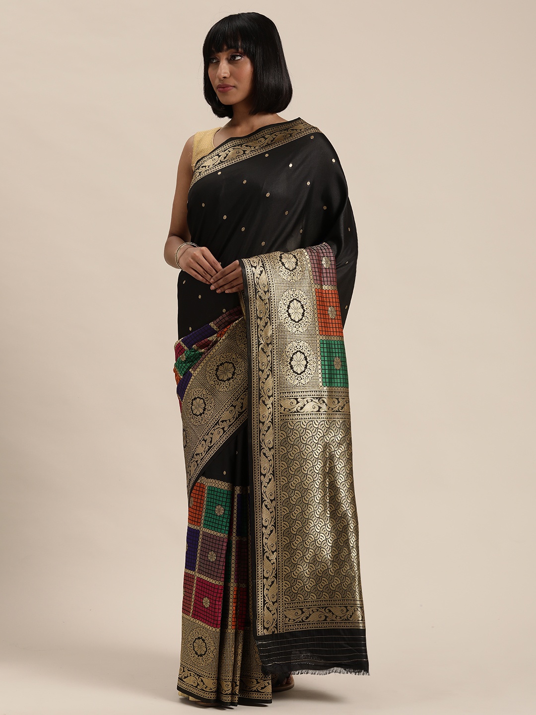 

Mitera Black & Golden Woven Design Kanjeevaram Saree
