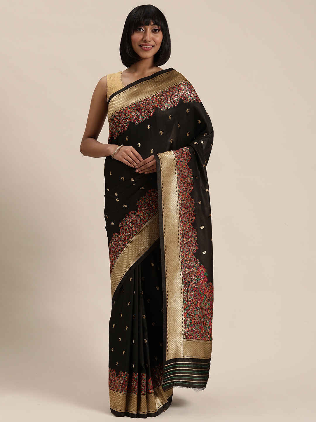 

Mitera Black & Gold-Toned Woven Design Kanjeevaram Saree