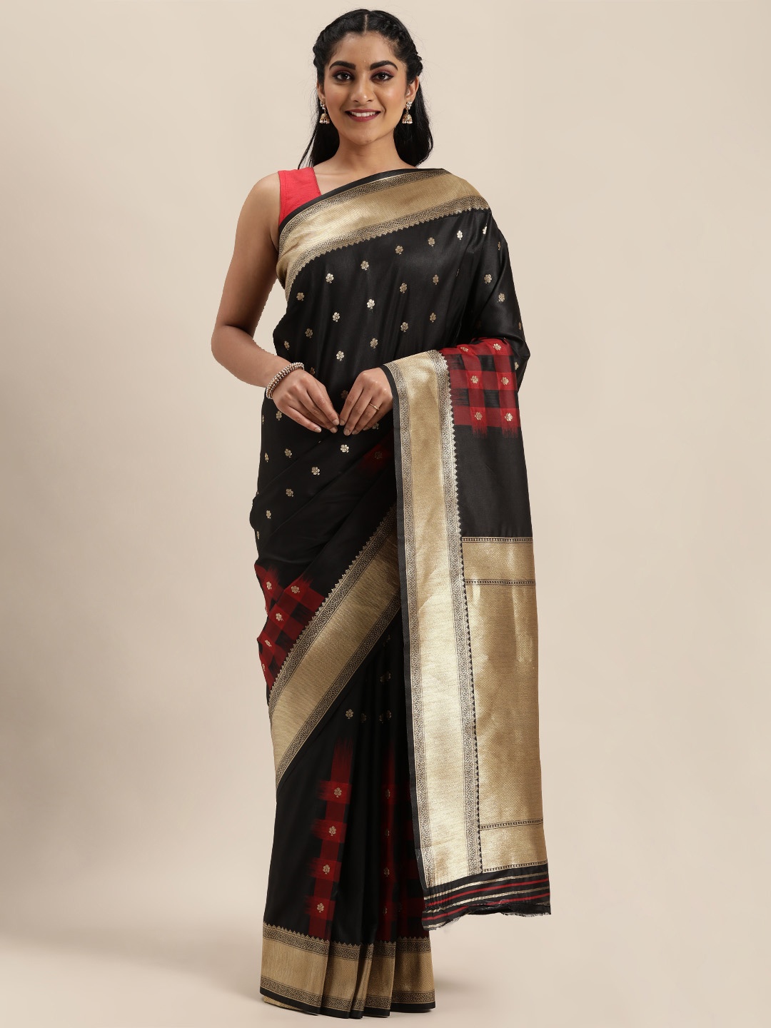 

Mitera Black & Gold-Toned Woven Design Kanjeevaram Saree