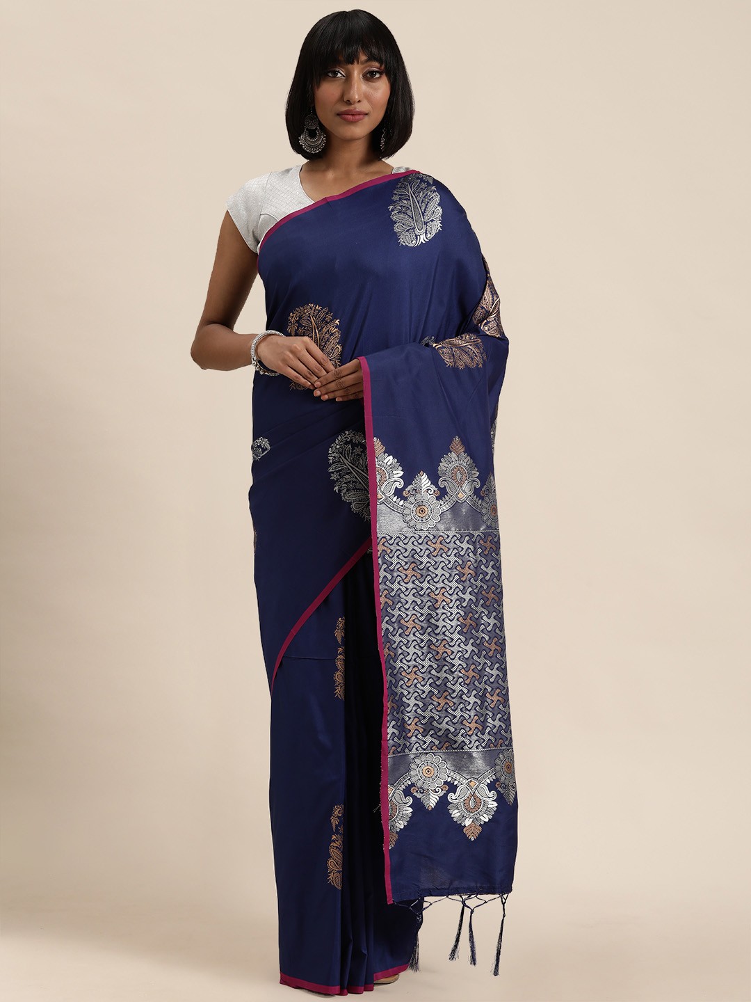 

Mitera Navy Blue & Silver-Toned Silk Blend Woven Design Kanjeevaram Saree