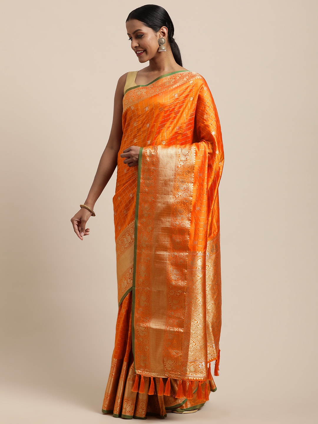 

VASTRANAND Mustard Yellow & Gold-Coloured Checked Banarasi Celebrity Saree