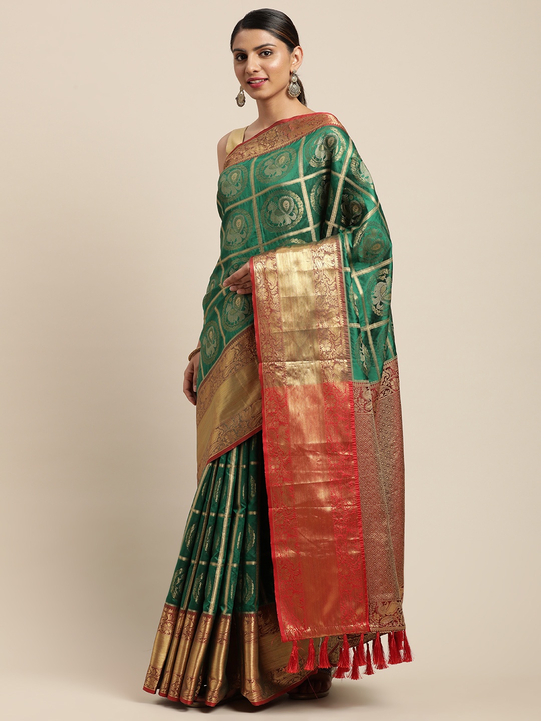

VASTRANAND Green & Gold-Coloured Checked Banarasi Celebrity Saree